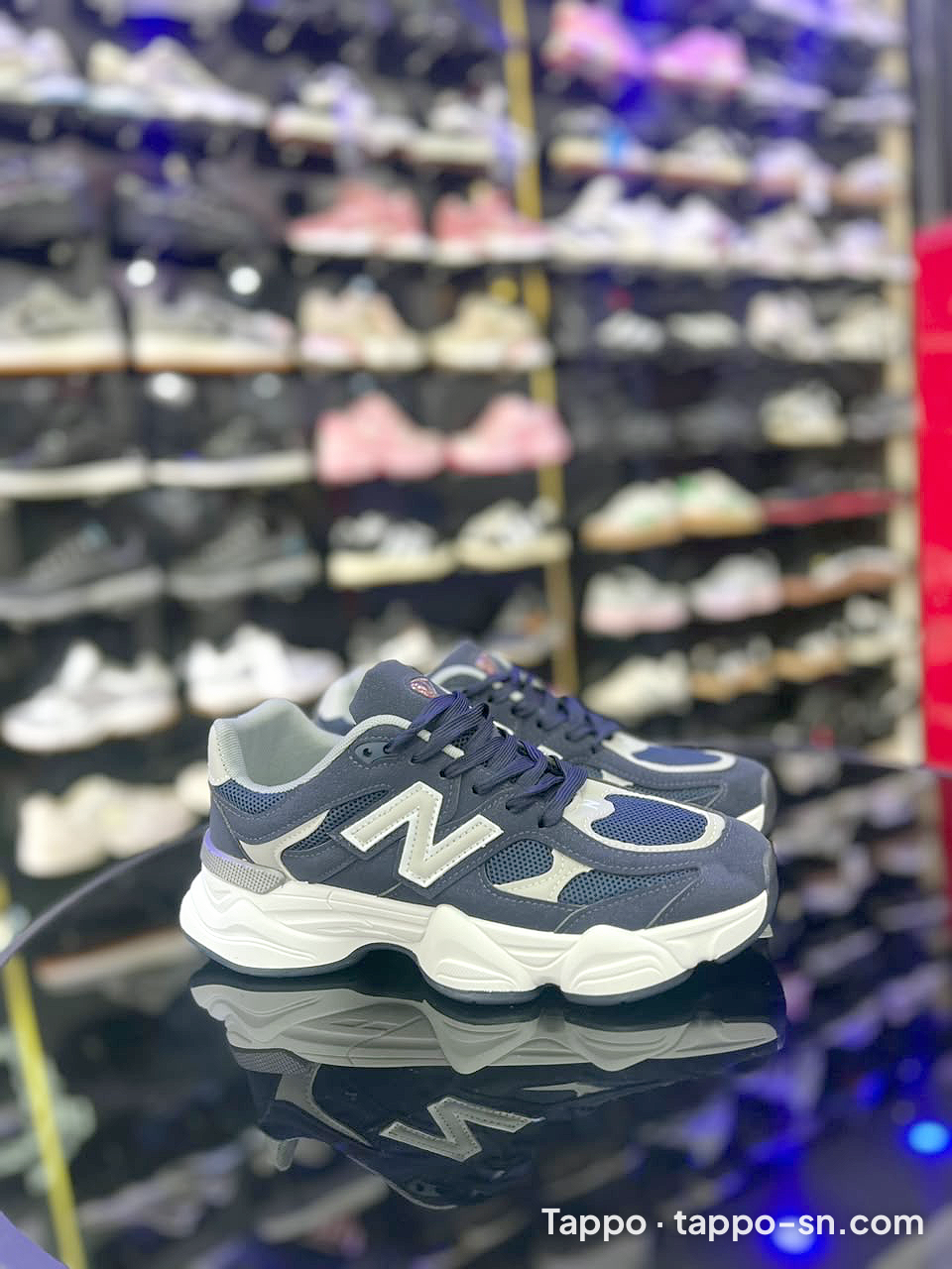 Baskets New Balance 9060 Mixte Bleu à vendre à Dakar – photo 1