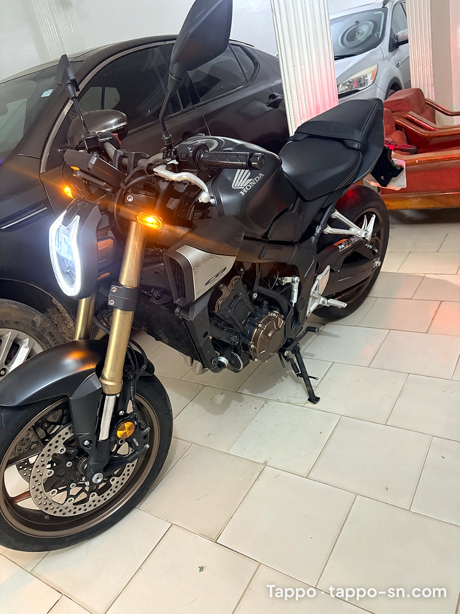 Moto Honda CB650R 2026 à vendre à Thiès – photo 1
