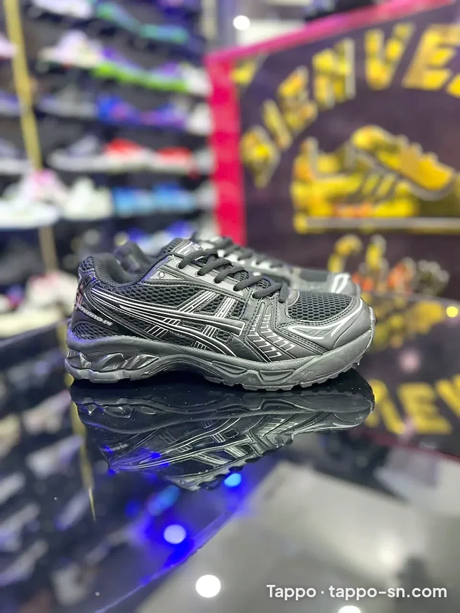 Baskets Asics Gel-Kayano 14 noires à vendre à Dakar – photo 1