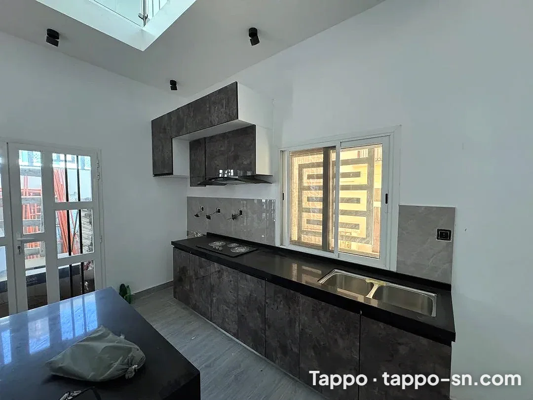 Appartement duplex F5 à louer aux Mamelles à Dakar - Almadies – photo 1