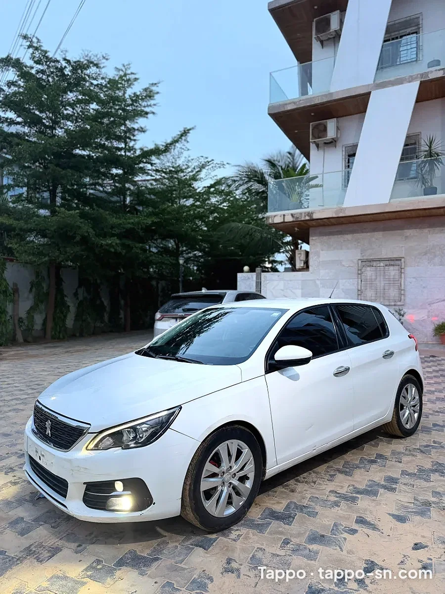 PEUGEOT 308  - 2019 - VERSION FRANÇAISE à vendre à Dakar – photo 1