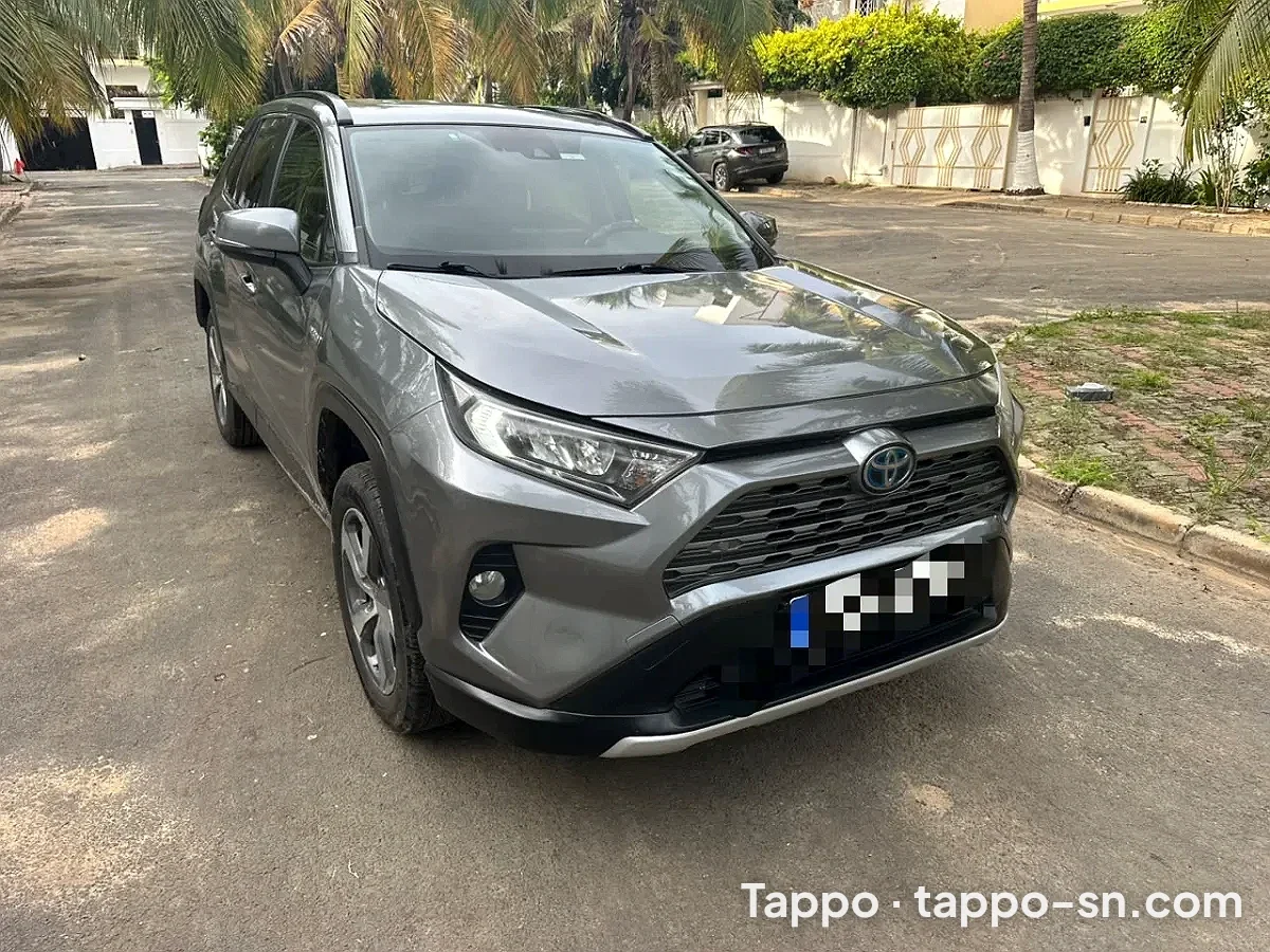 Toyota RAV4 XLE Hybrid 2020 à vendre à Dakar – photo 1