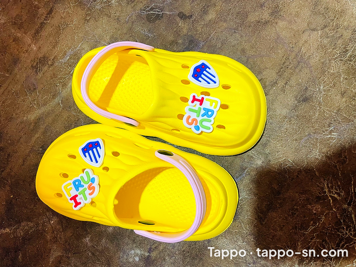 Chaussures crocs pour enfants à vendre à Dakar – photo 1