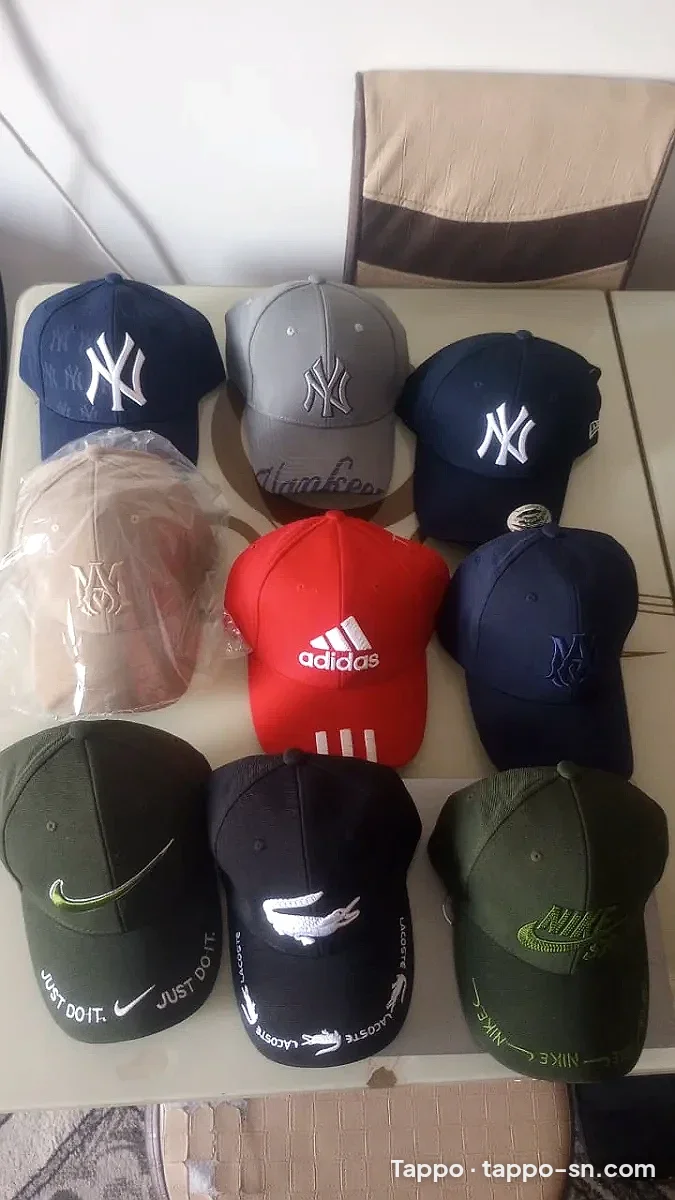 Casquettes de Marque (NY, Nike, Adidas, Lacoste) à vendre à Dakar – photo 1