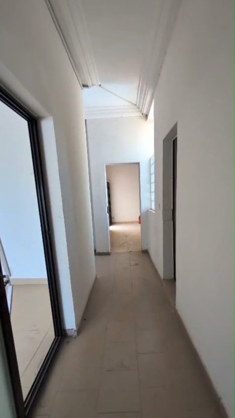 Appartement de 3 chambre Salon lumineux à Dakar - Point E – photo 1