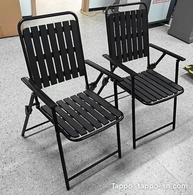 Fauteuil pliant ergonomique armature acier carbone à vendre à Dakar – photo 1