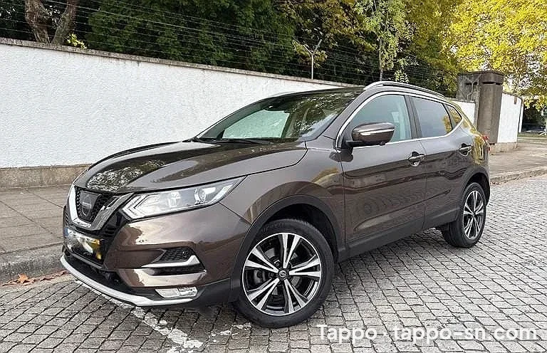 Nissan Qashqai Brun 2018 à vendre à Dakar – photo 1
