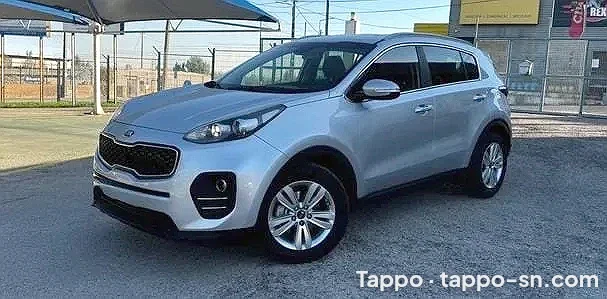 SUV Kia gris Sportage 2017 à vendre à Dakar – photo 1