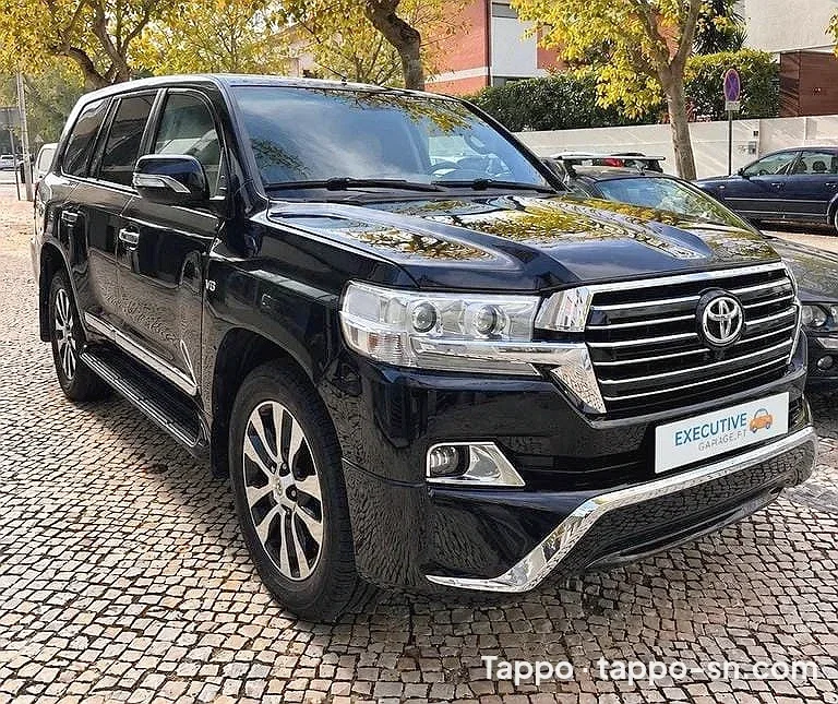 Toyota Land Cruiser noir à vendre à Dakar – photo 1