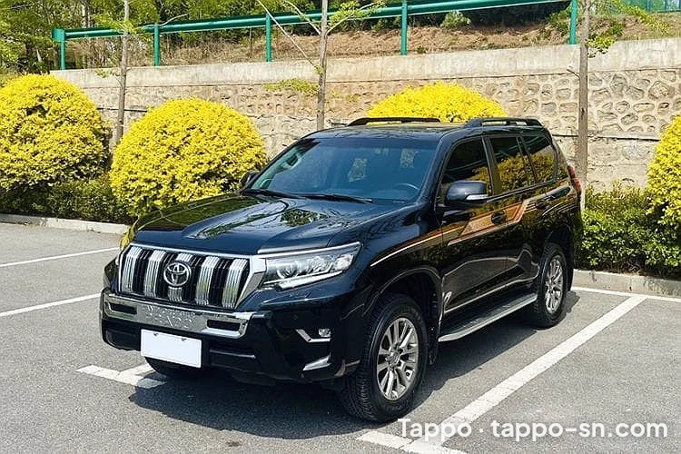 Toyota Land Cruiser Prado noir à vendre à Dakar – photo 1