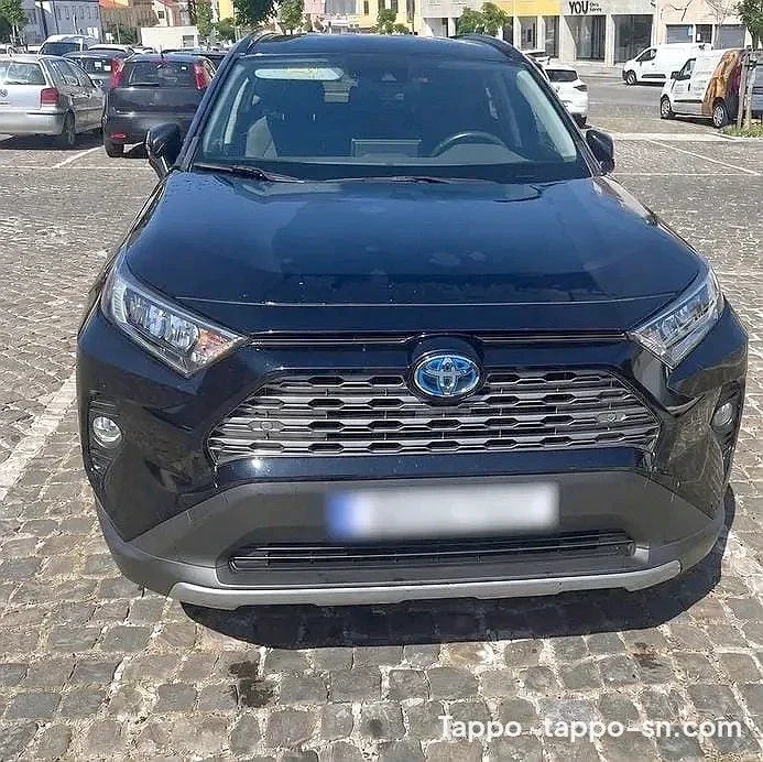 Toyota RAV4 Noir année 2022 à vendre à Dakar – photo 1