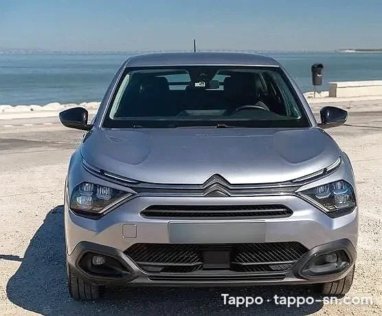 Vente Citroën C4 gris 2024 à Dakar – photo 1