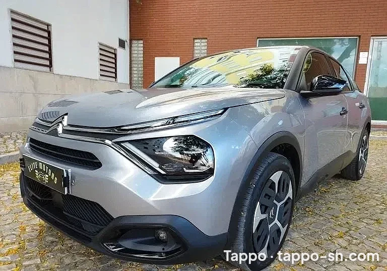 Voiture Citroën C4 grise 2022 à vendre à Dakar – photo 1