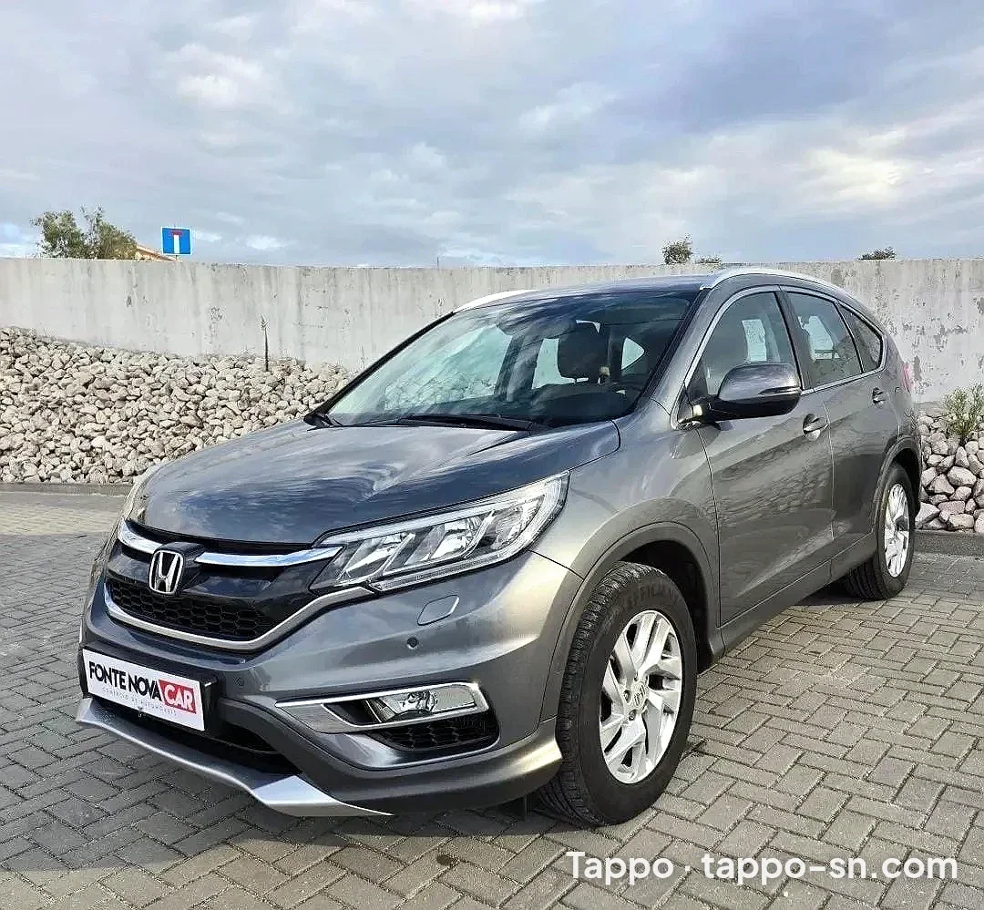 Voiture Honda CR-V grise à vendre à Dakar – photo 1