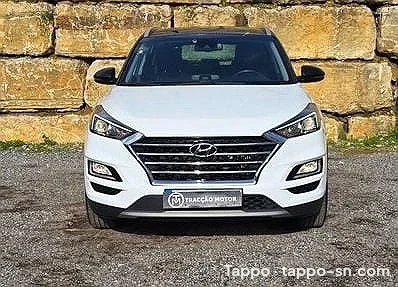 Voiture Hyundai Tucson blanche 2019 à vendre à Dakar – photo 1