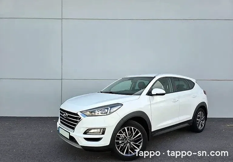 Voiture Hyundai Tucson blanche à vendre à Dakar – photo 1