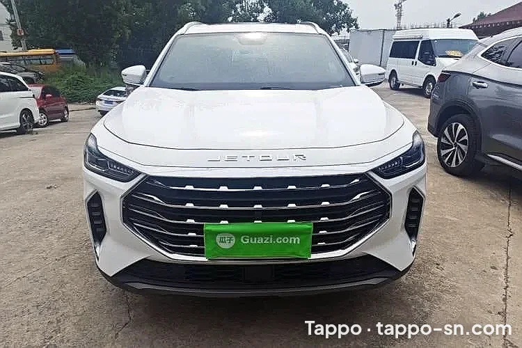 Voiture Jetour blanche 2023 à vendre à Dakar – photo 1