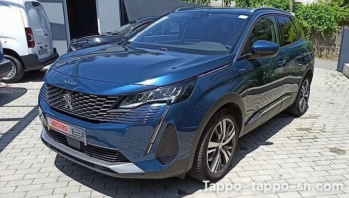 Voiture Peugeot SUV bleue 2021 à vendre à Dakar – photo 1